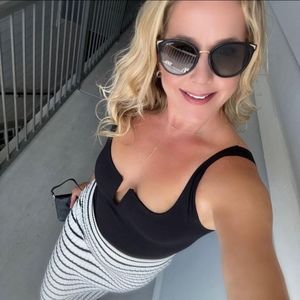 Meet your Posher, Laura